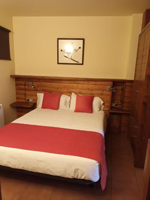 Aparthotel Bellver Bellver De Cerdanya Ngoại thất bức ảnh