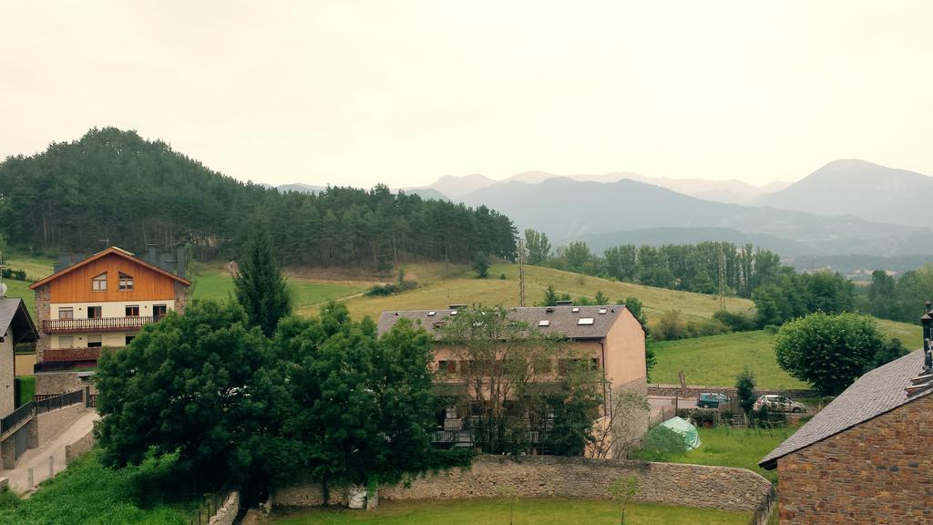 Aparthotel Bellver Bellver De Cerdanya Phòng bức ảnh